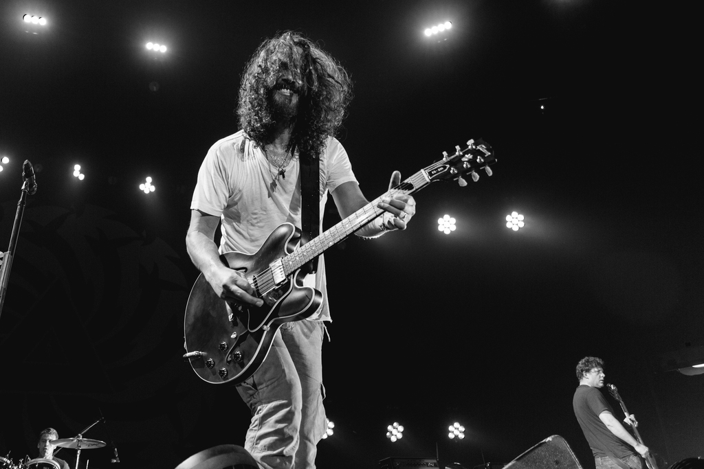 A photo of Soundgarden at The Forum on 7/22/2011